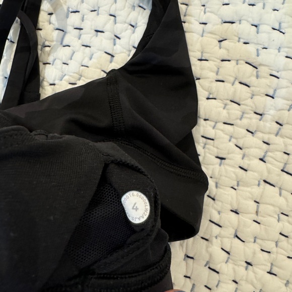 Lulu lemon energy bra - Picture 3 of 3